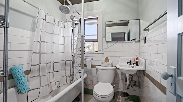 14090 Winnie St, Walnut Grove, CA 95690 - bathroom featuring tile walls and shower / bathtub combination with curtain