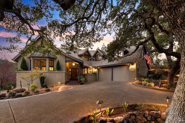 view of front of property featuring a garage