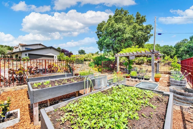 view of yard featuring a pergola