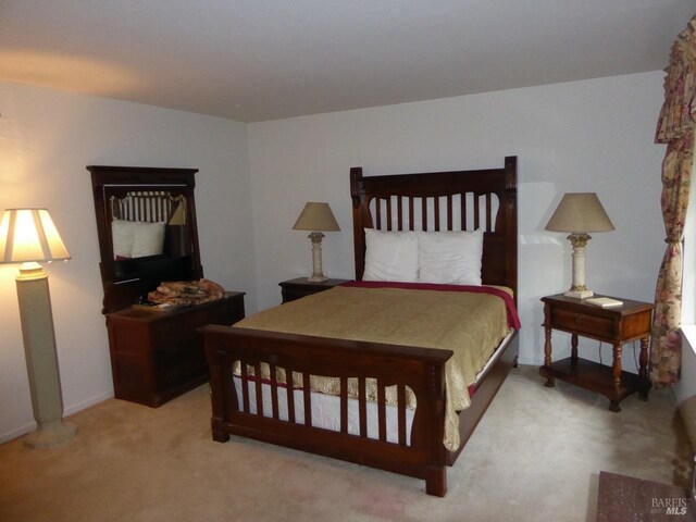 view of carpeted bedroom