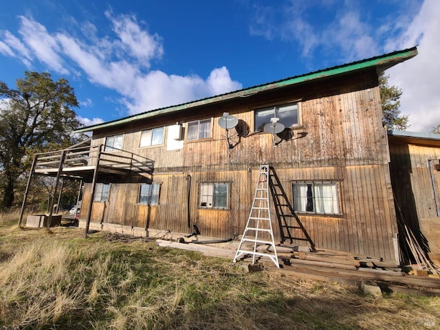 view of rear view of house