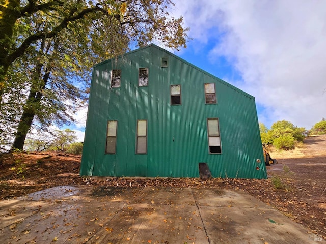 32120 Shimmins Ridge Rd, Willits, CA 95490