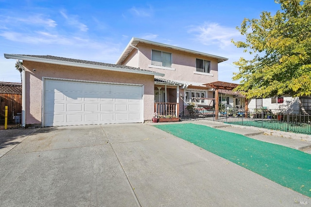 view of front facade featuring a garage