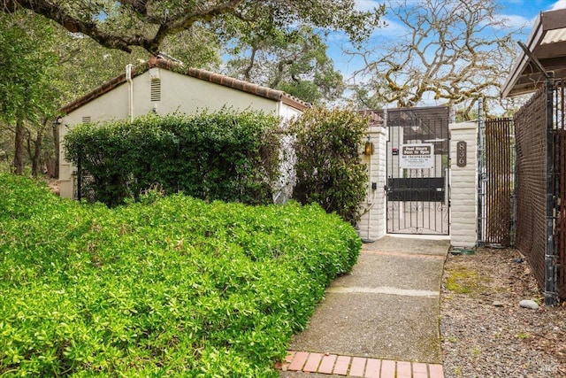 exterior space featuring fence