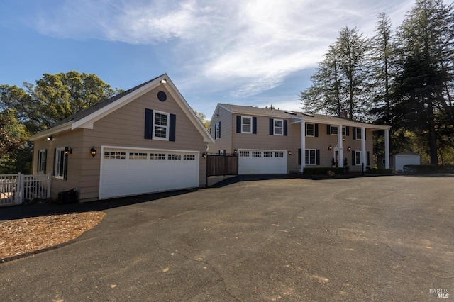 view of front facade featuring a garage