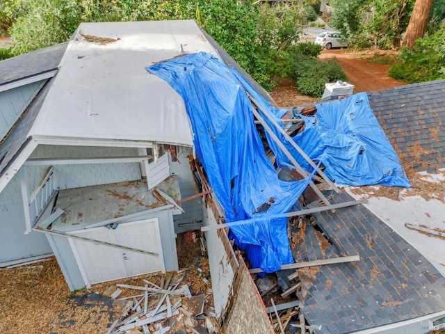 view of entry to storm shelter