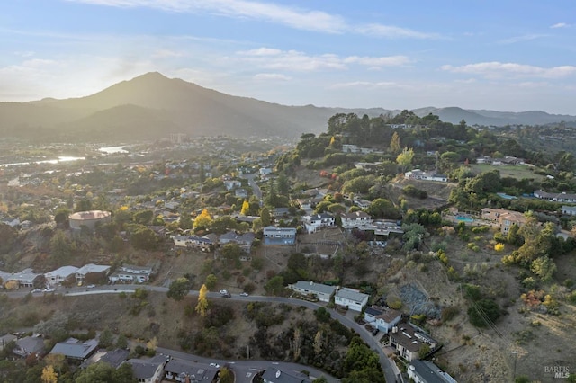 bird's eye view featuring a mountain view