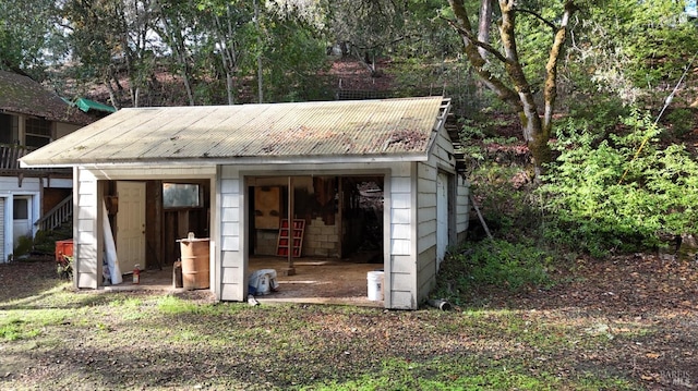 view of outbuilding