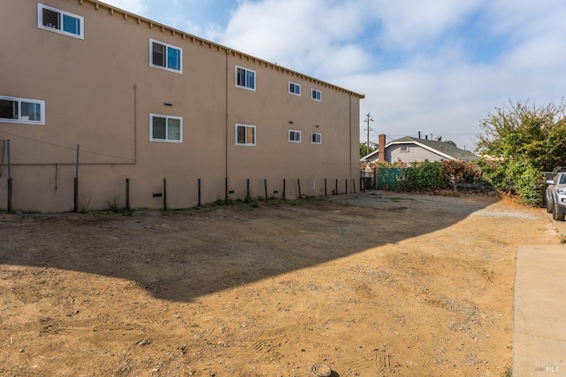 Listing photo 3 for 7931 Macarthur Blvd, Oakland CA 94603