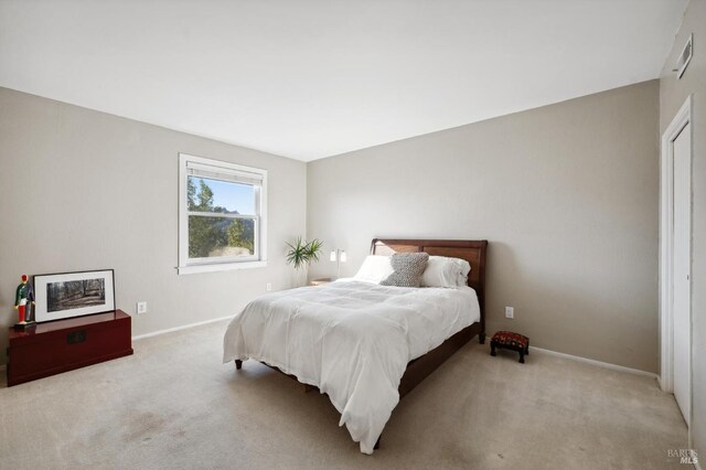 view of carpeted bedroom