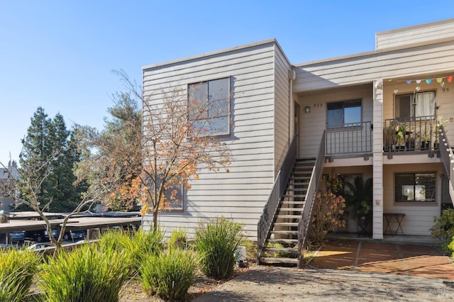 955 Via Casitas, Greenbrae, CA 94904 - rear view of property with stairway