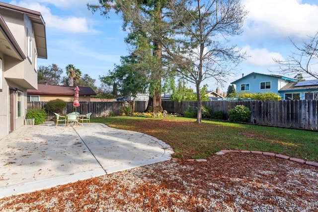 view of yard with a patio