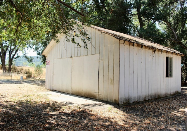 view of outdoor structure