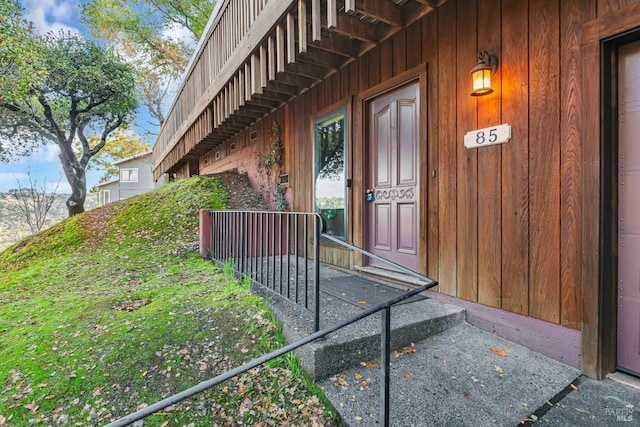 view of entrance to property