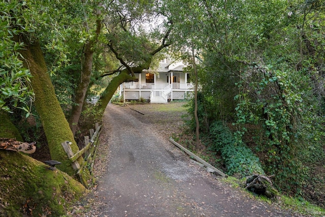 view of front of house with covered porch