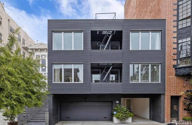 view of front of home with a garage