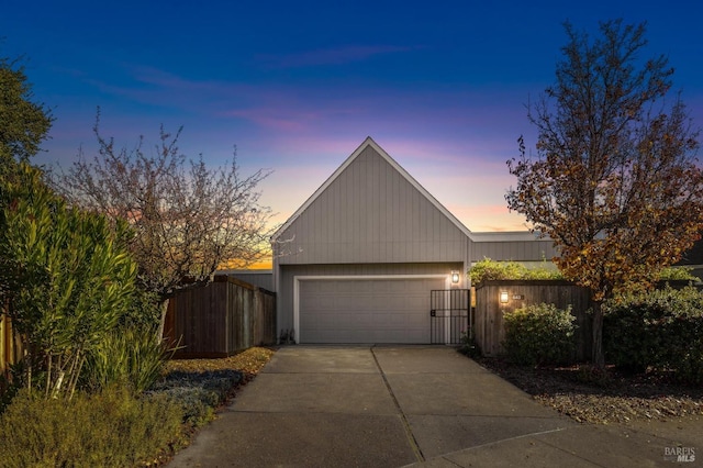 view of front of home featuring a garage