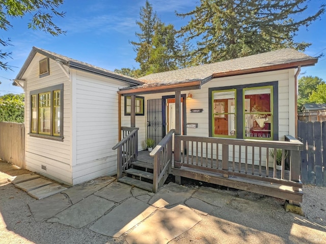 view of front of house featuring a patio area