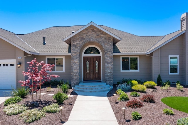 view of front facade featuring a garage