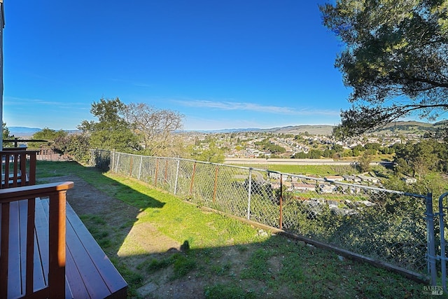 view of yard with a mountain view