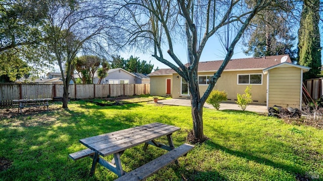 view of yard with a patio area