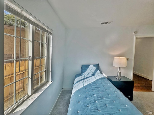 view of carpeted bedroom