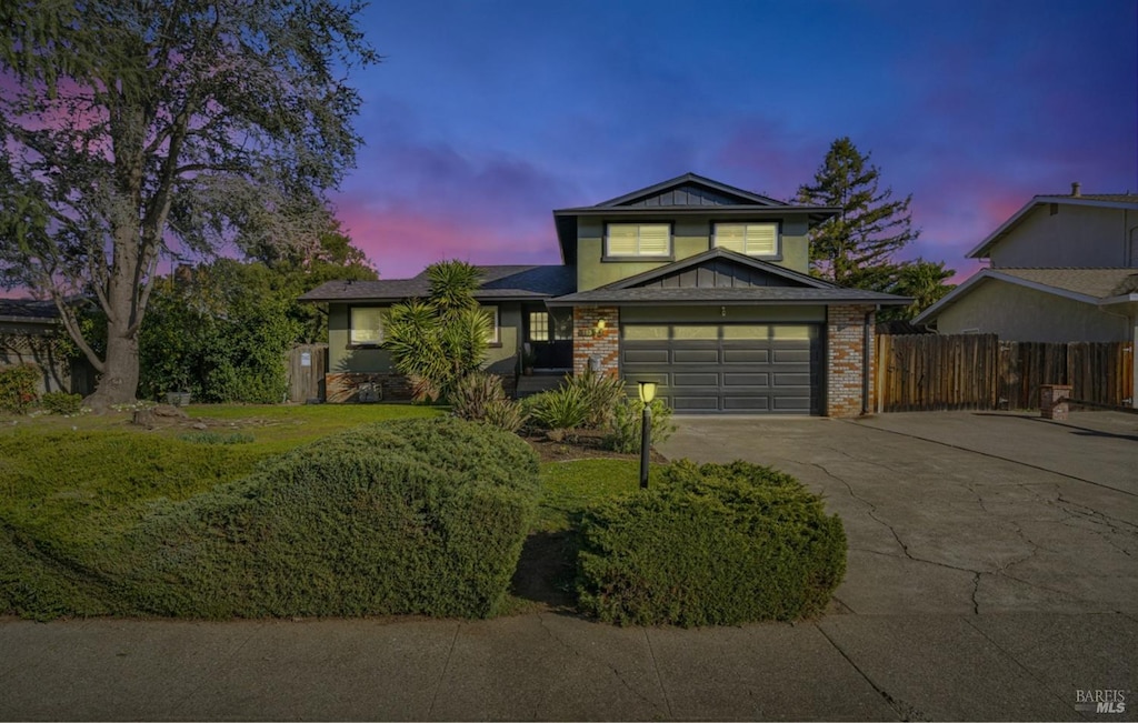 view of front of house with a garage