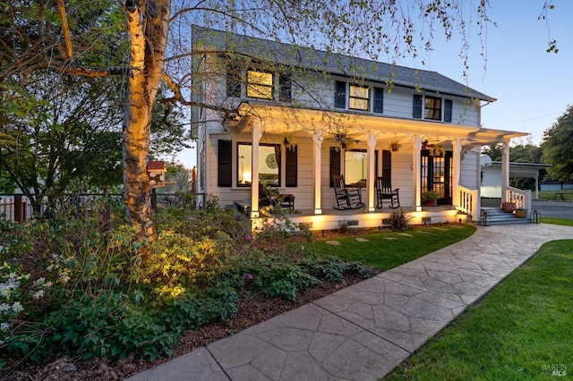 view of front of home with covered porch