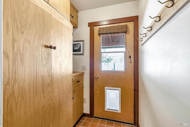 entryway featuring tile patterned floors