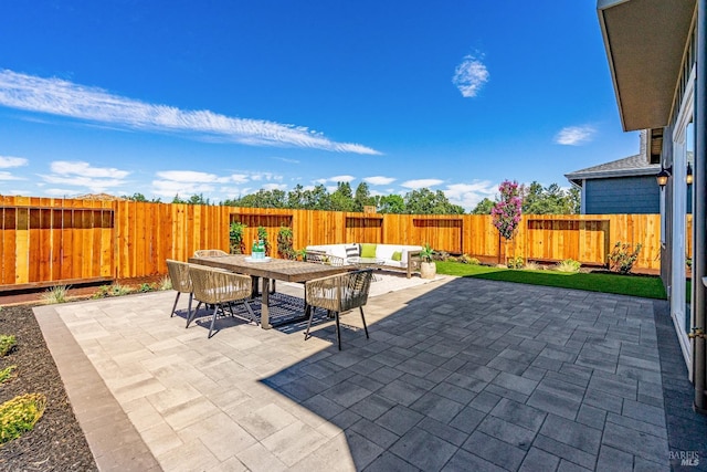 view of patio with outdoor lounge area