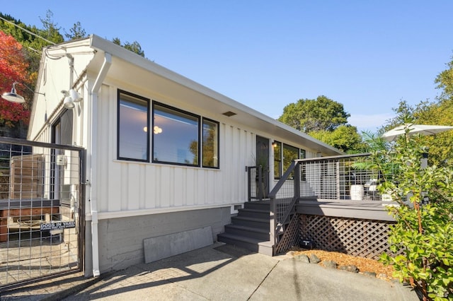 view of front of house featuring a deck