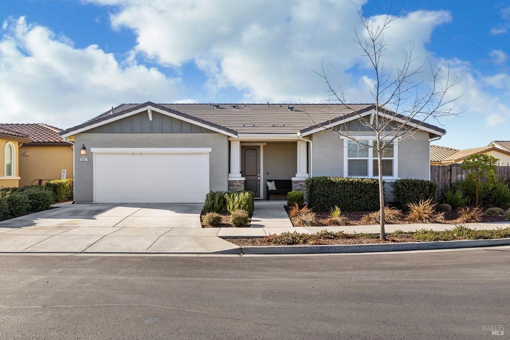 view of front of home with a garage