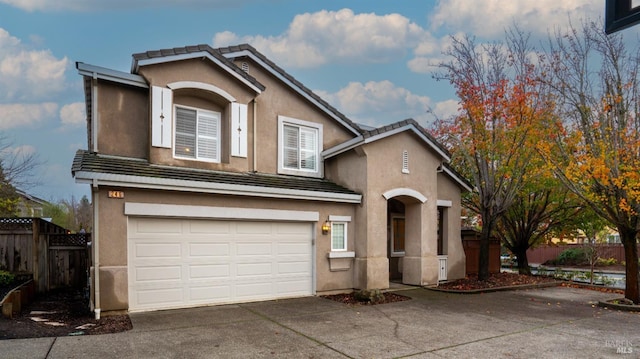 view of front facade featuring a garage