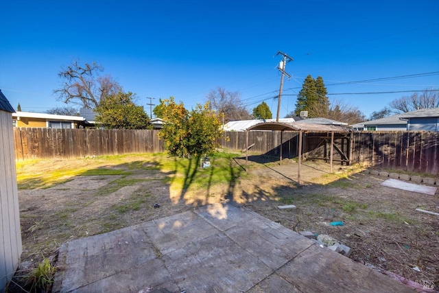 view of yard featuring a patio