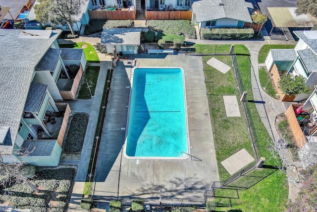 view of swimming pool