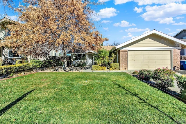 view of yard with a garage