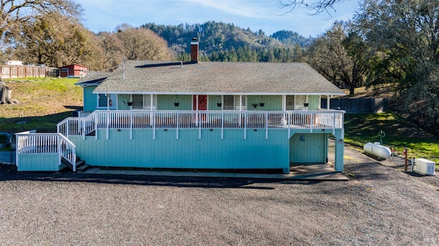 view of front facade with a mountain view