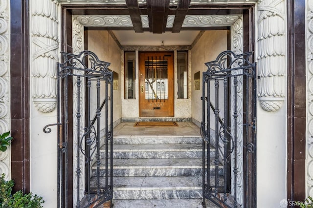 view of property entrance