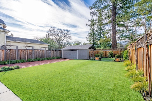 view of yard with a storage shed