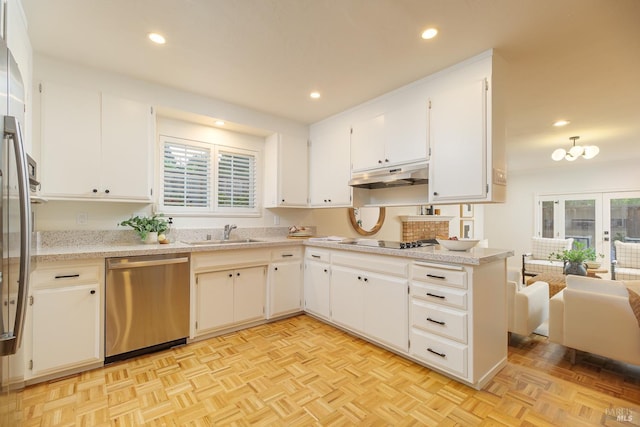 kitchen with black electric cooktop, recessed lighting, under cabinet range hood, a sink, and dishwasher