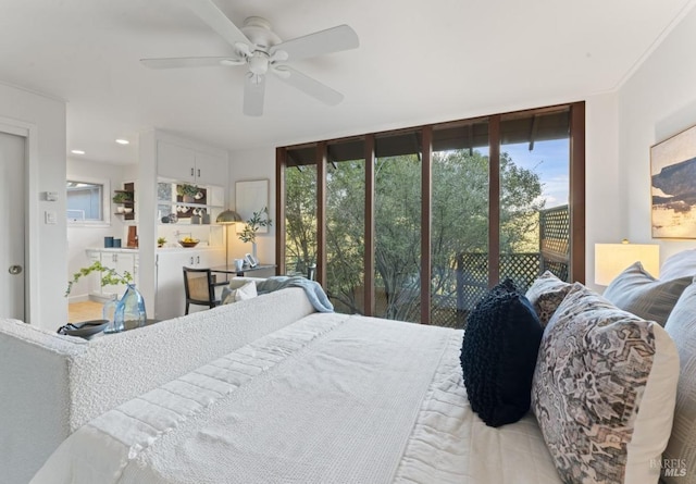 bedroom with ceiling fan