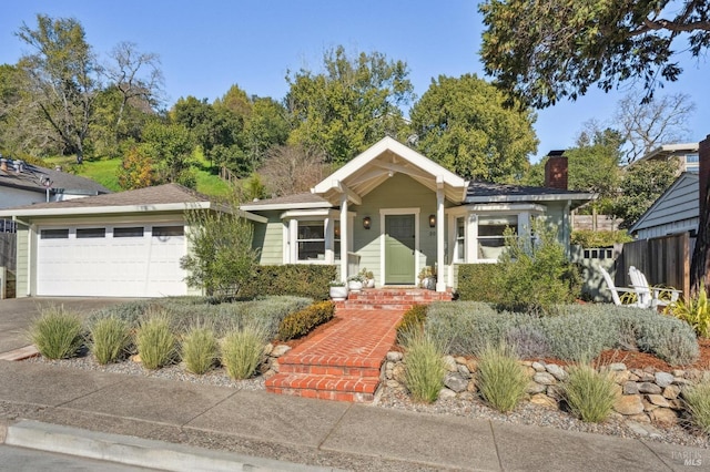 view of front facade with a garage