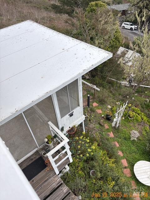 view of exterior details