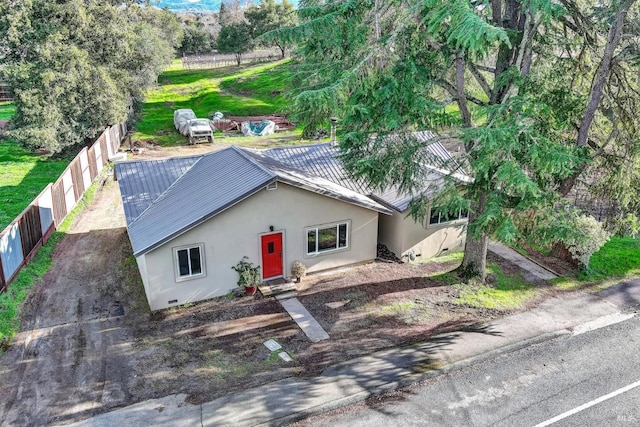 view of front of property