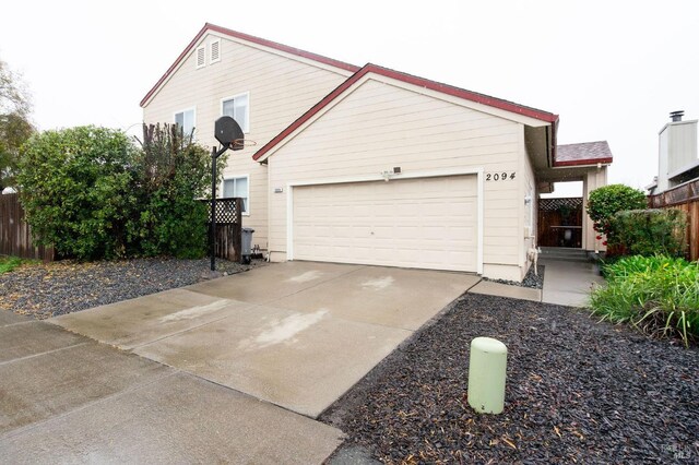 view of front facade featuring a garage