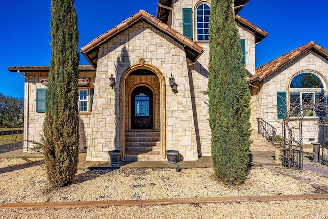 view of front of property