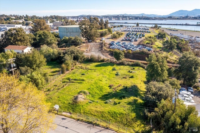 Listing photo 3 for 800 E 7th St, Benicia CA 94510