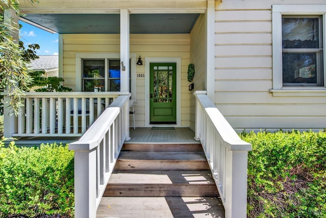 view of property entrance