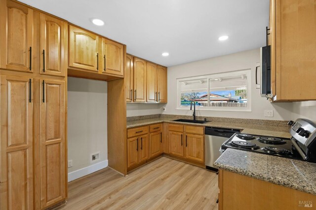 empty room with light hardwood / wood-style floors