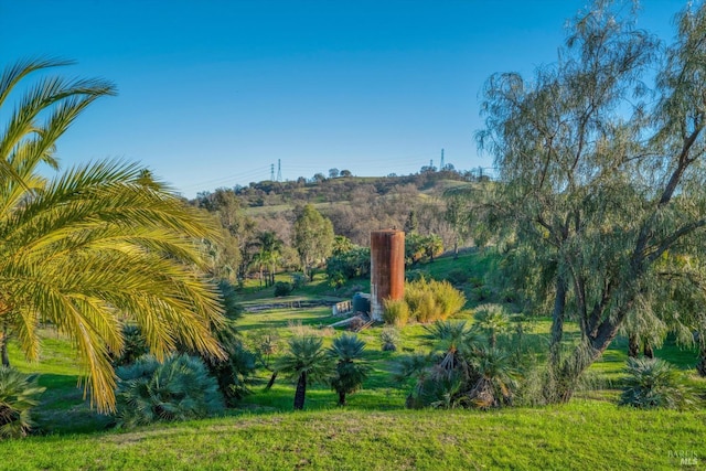 exterior space featuring a rural view